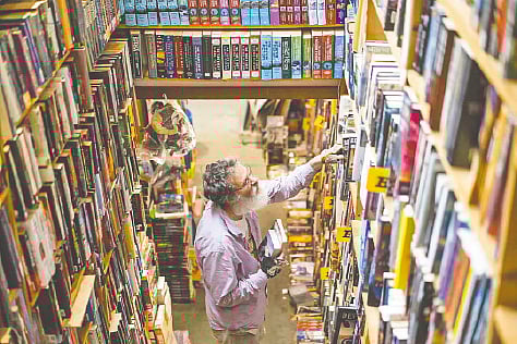 করোনাকালে বন্ধ হয়ে গেছে যুক্তরাষ্ট্রের ঐতিহ্যবাহী বার্কলে বুক স্টোর