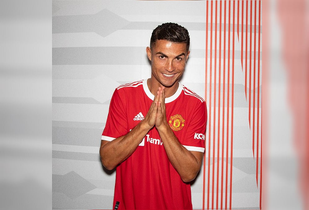 ইউনাইটেডে ফিরেছেন রোনালদো