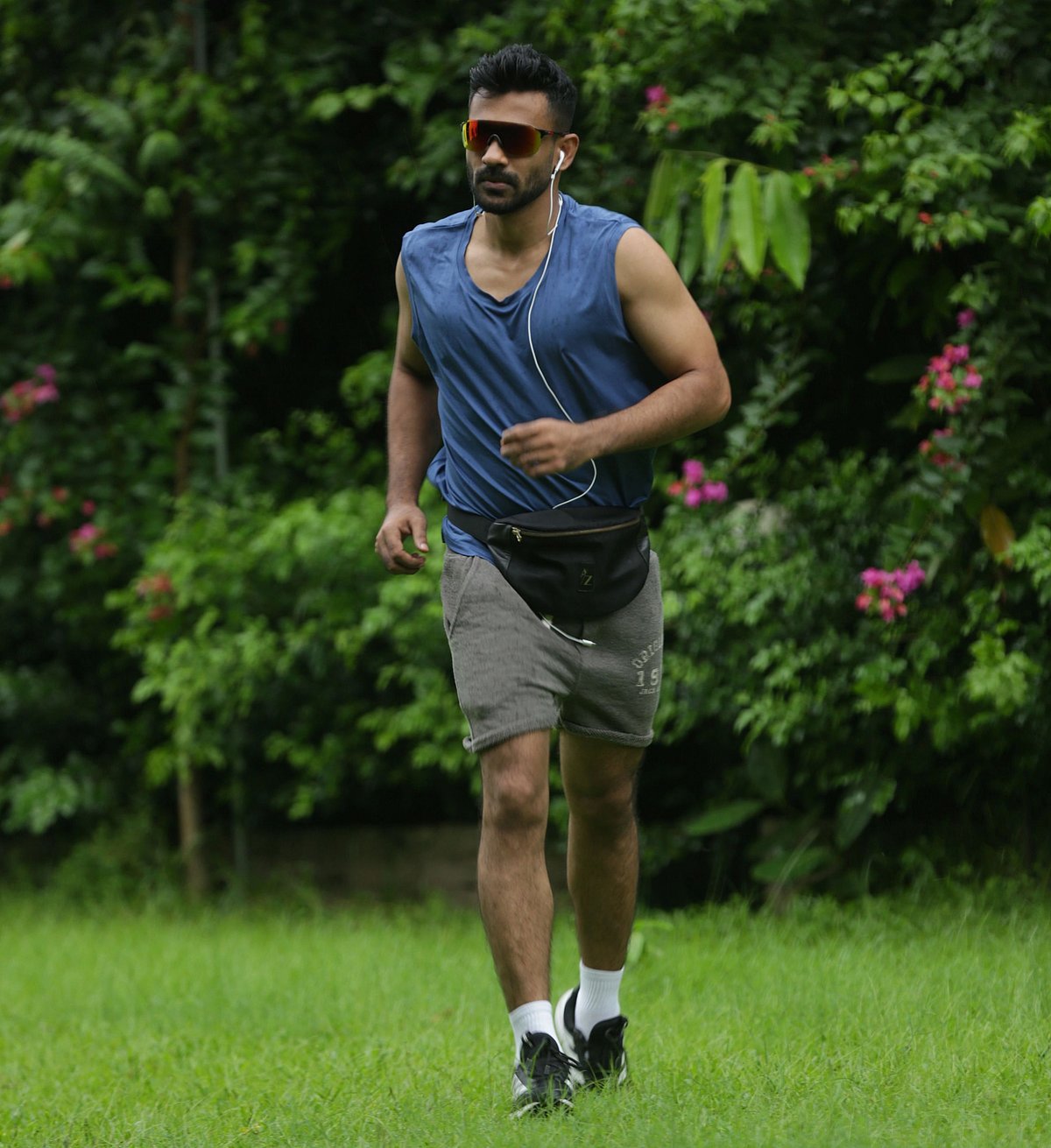 দৌড়ানোর জুতা হওয়া চাই ভালো মানের