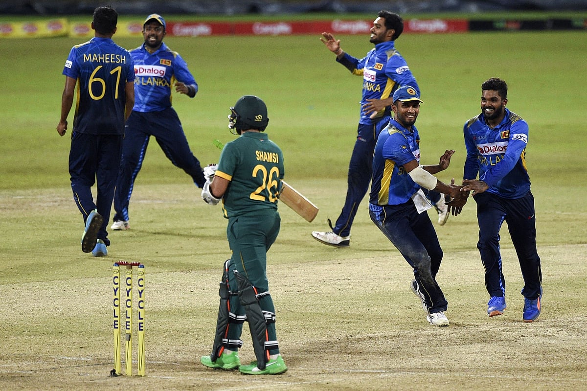 জয়ের পর শ্রীলঙ্কার খেলোয়াড়দের উল্লাস