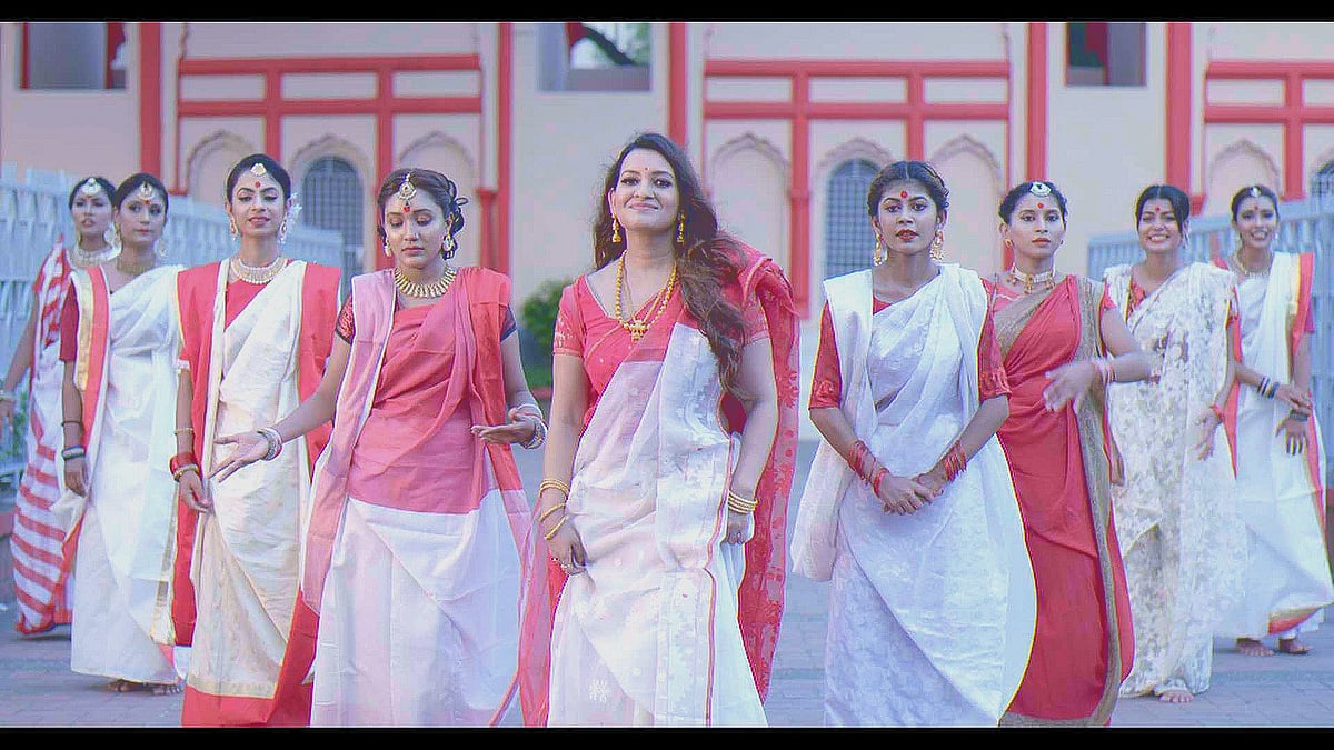 ইউটিউব চ্যানেলে প্রকাশিত হয়েছে সিঁথি সাহার নতুন গান ‘গড়েছি মা’র ভিডিও