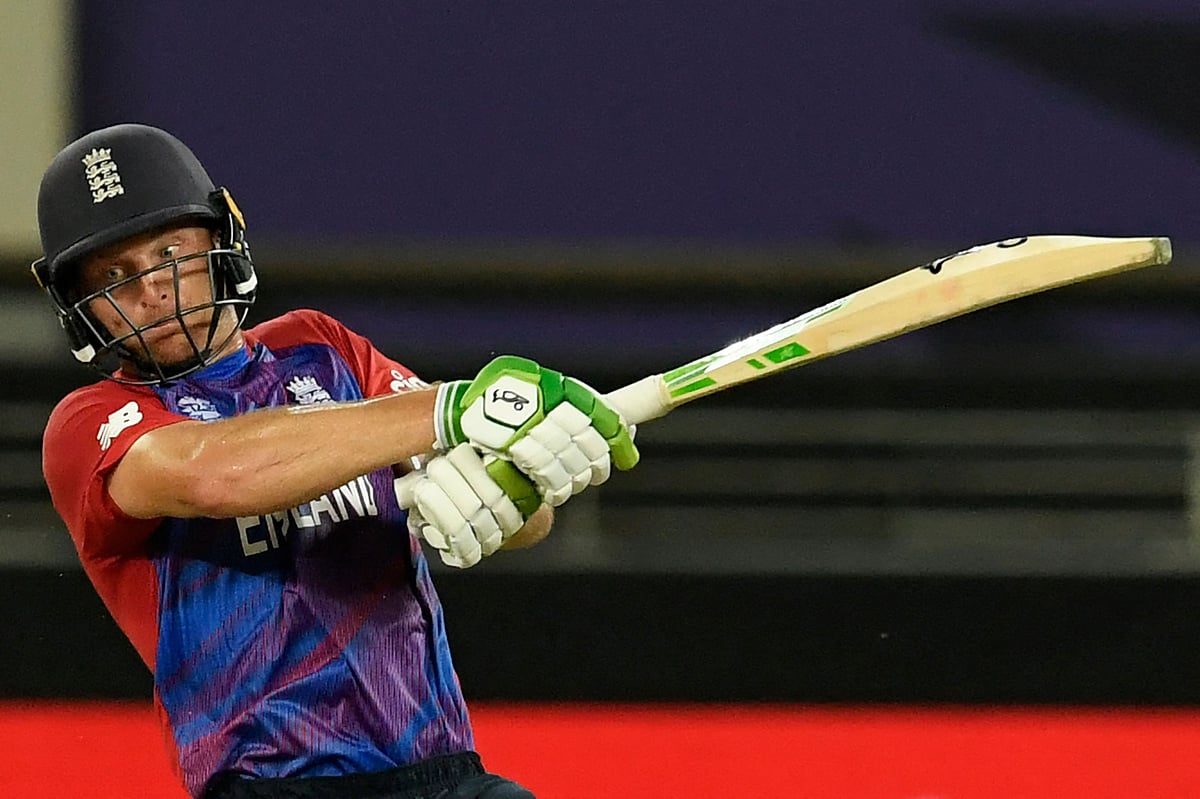 জস বাটলারের ৩২ বলে অপরাজিত ৭১ রানের ইনিংসেই অস্ট্রেলিয়াকে বড় ব্যবধানে হারিয়েছে ইংল্যান্ড