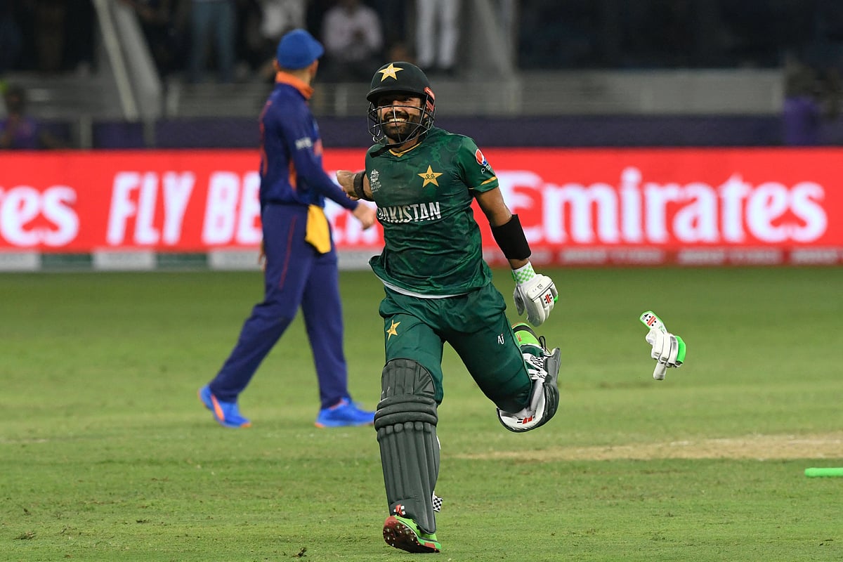 রিজওয়ান বিশ্বকাপে আলো ছড়িয়ে চলেছেন