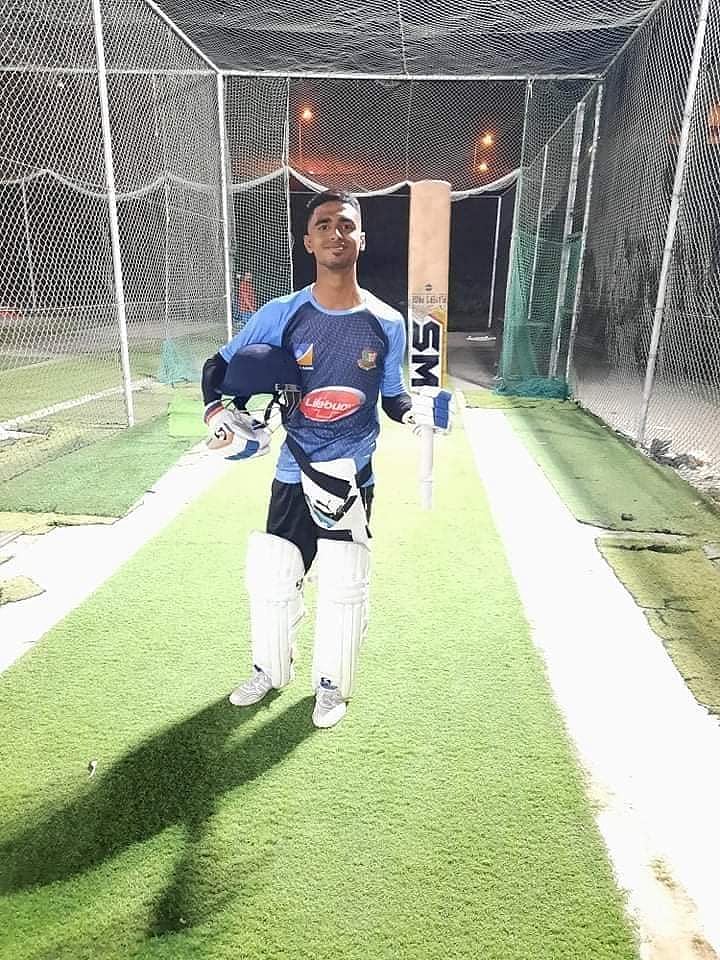 ওমানের ঘরোয়া ক্রিকেটে খেলছেন চট্টগ্রামের রাশেদ আহমেদ
