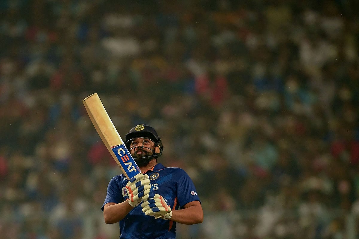 আজ শ্রীলঙ্কার বিপক্ষে রোহিতকে হাতছানি দিচ্ছে কয়েকটি রেকর্ড