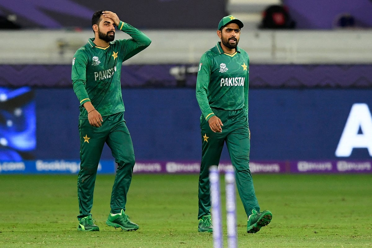 কাল হতাশা নিয়ে মাঠ ছেড়েছে পাকিস্তান