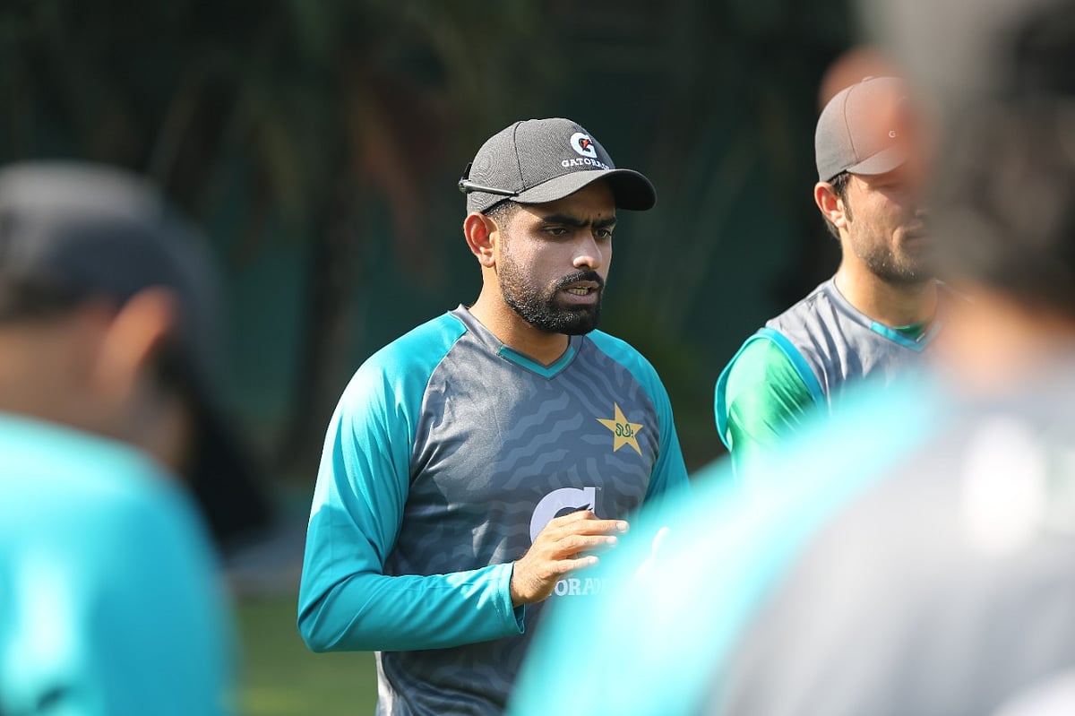 বাংলাদেশে সমর্থন নিয়ে চিন্তিত নন বাবর আজম