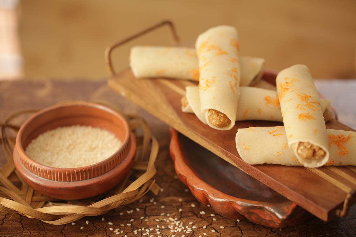 শীতের পিঠার স্বাদই আলাদা