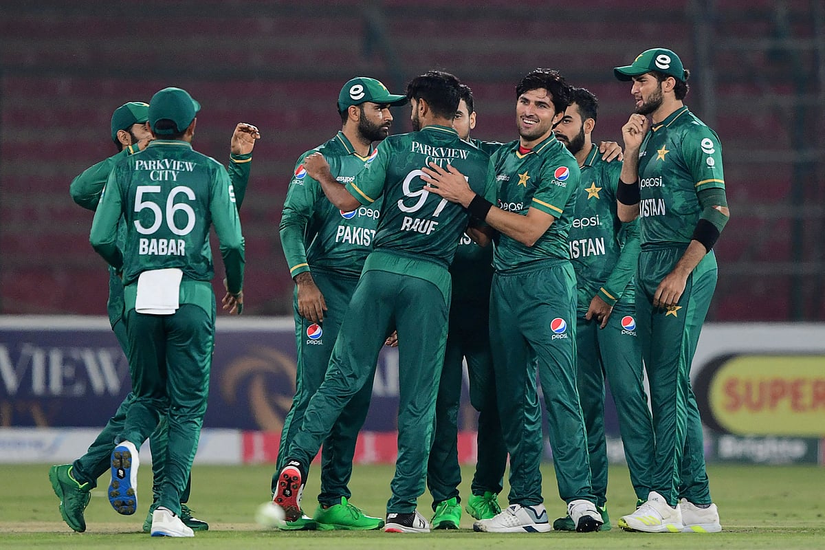 বেশ শক্তিশালী দল ঘোষণা করেছে পাকিস্তান