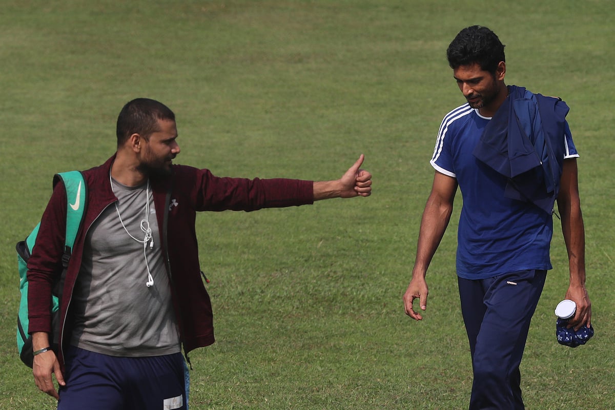 ঢাকার অধিনায়ক করা হয়েছে মাহমুদউল্লাহকে (ডানে)