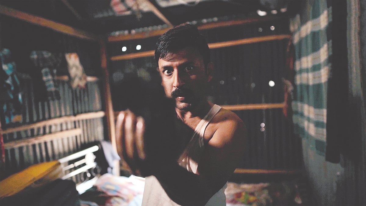 ‘একজন তেলাপোকা’ স্বল্পদৈর্ঘ্য চলচ্চিত্রের একটি দৃশ্য