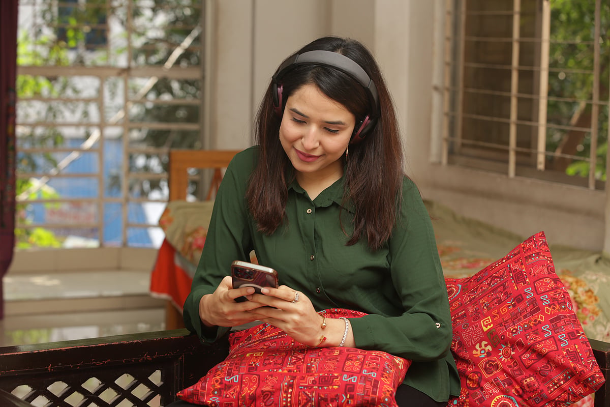হোয়াটসঅ্যাপে অডিও ও ভিডিও কল করা যায়