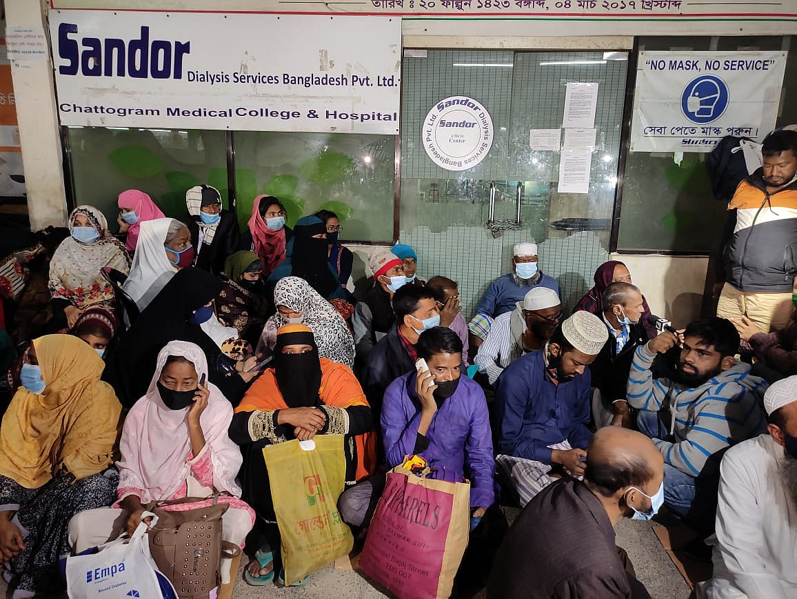চমেক ডায়ালাইসিস সংকট নিরসনে জরুরি তিনটি মেশিন চালু হয়েছে