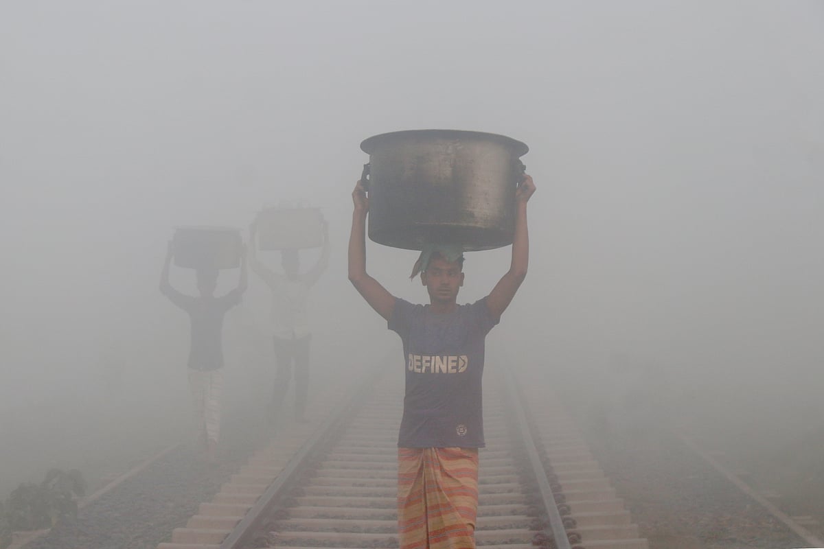 উত্তরাঞ্চলের রাজশাহী ও রংপুর বিভাগজুড়ে মৃদু শৈত্যপ্রবাহ শুরু হওয়ার পূর্বাভাস দিয়েছে আবহাওয়া অধিদপ্তর