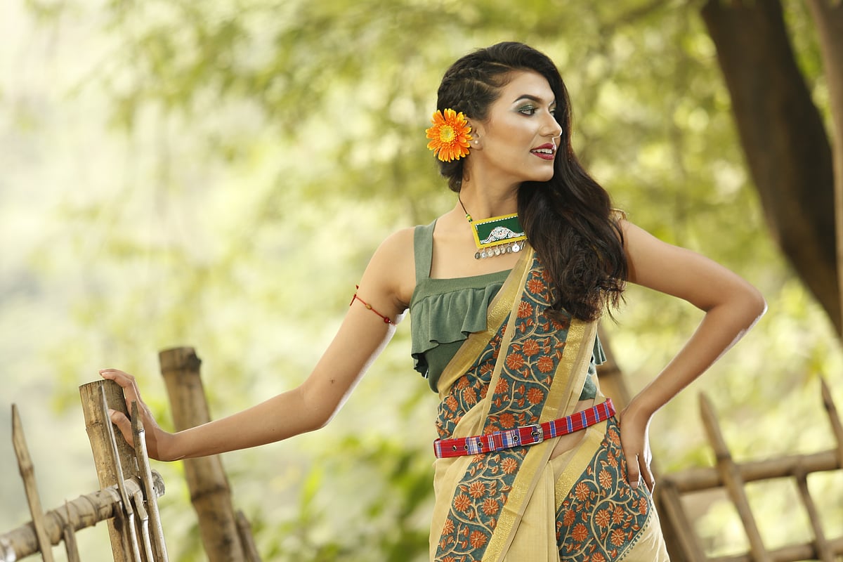 মাসজুড়েই সাজে রাখা যায় বসন্তের ছোঁয়া