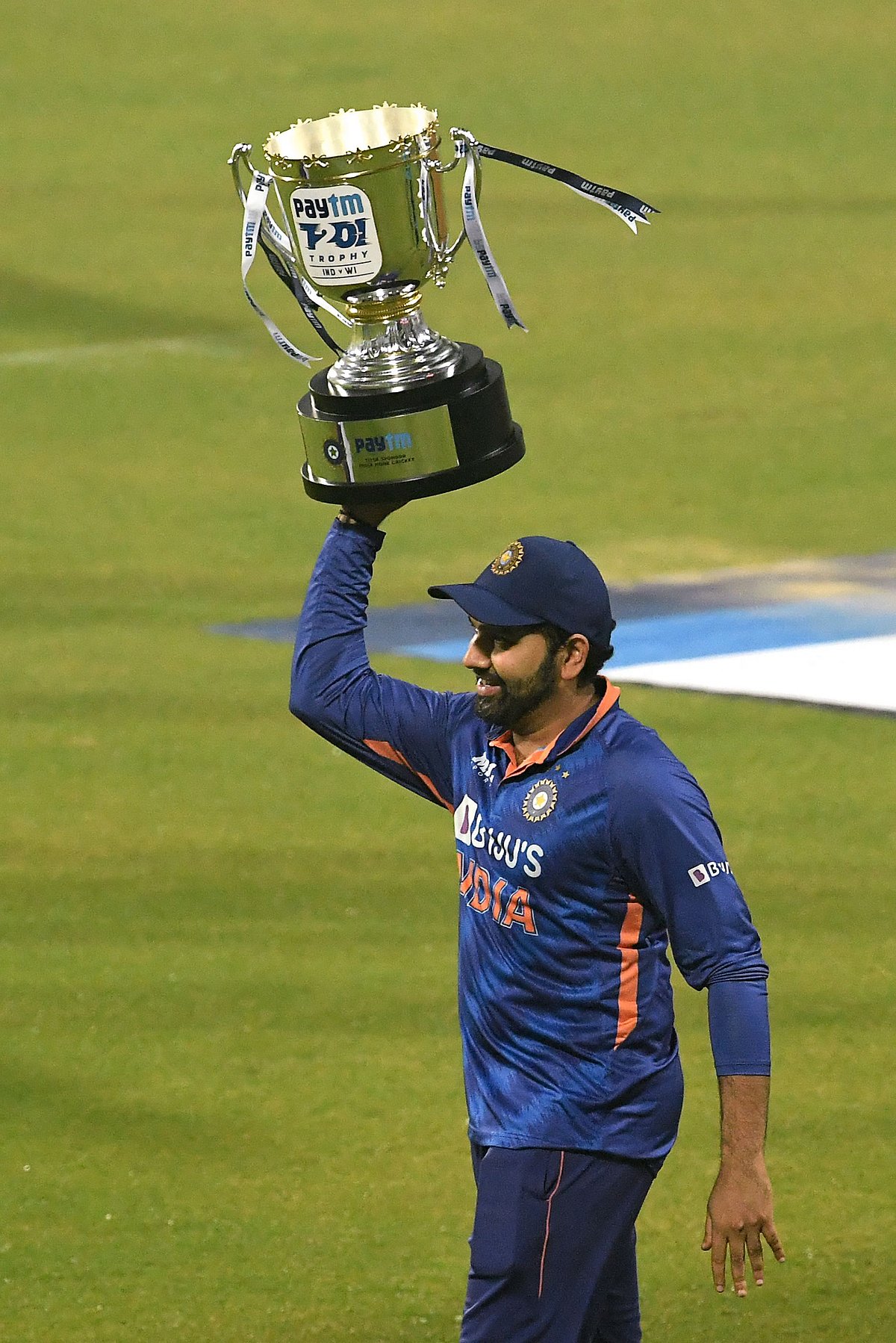 রোহিত শর্মার ভারত উঠে গেছে টি-টোয়েন্টি র‍্যাঙ্কিংয়ের শীর্ষে