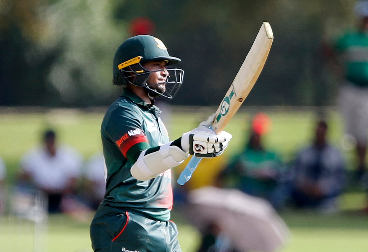 দারুণ এক ইনিংস খেলেছেন সাকিব