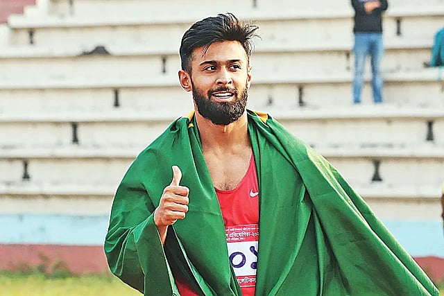 জাতীয় অ্যাথলেটিকসে প্রথম অংশ নিয়েই বাংলাদেশের দ্রুততম মানব হয়েছেন ইমরানুর