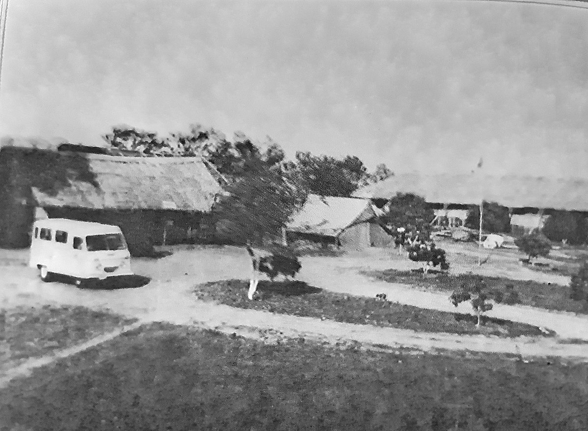 বাংলাদেশ হাসপাতাল, ১৯৭১। ছবিটি স্বাধীনতা যুদ্ধ আর্মি মেডিকেল কোর গ্রন্থ থেকে নেওয়া।