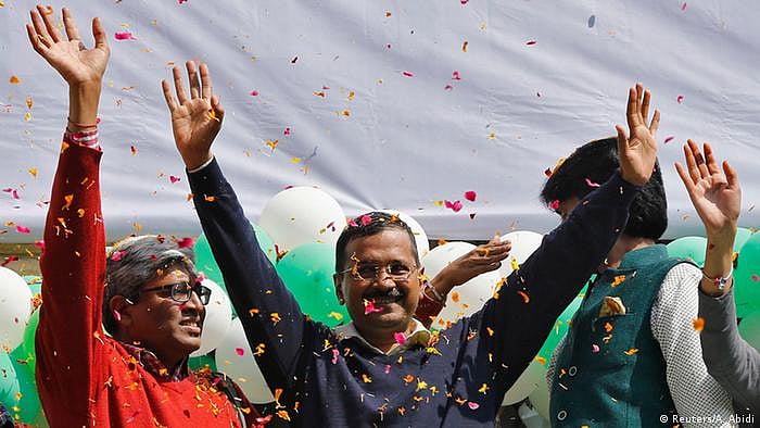 সদ্য শেষ হওয়া পাঁচ রাজ্যের নির্বাচনে কেজরিওয়ালের ‘দিল্লি মডেল’কে পাঞ্জাব ও গোয়ার মানুষ গুরুত্ব দেওয়ায় ভারতজুড়ে টনক নড়েছে অন্যান্য দলের