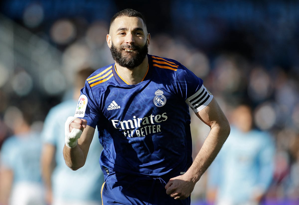 দুই গোল করলেও একটি পেনাল্টি মিস করেছেন বেনজেমা