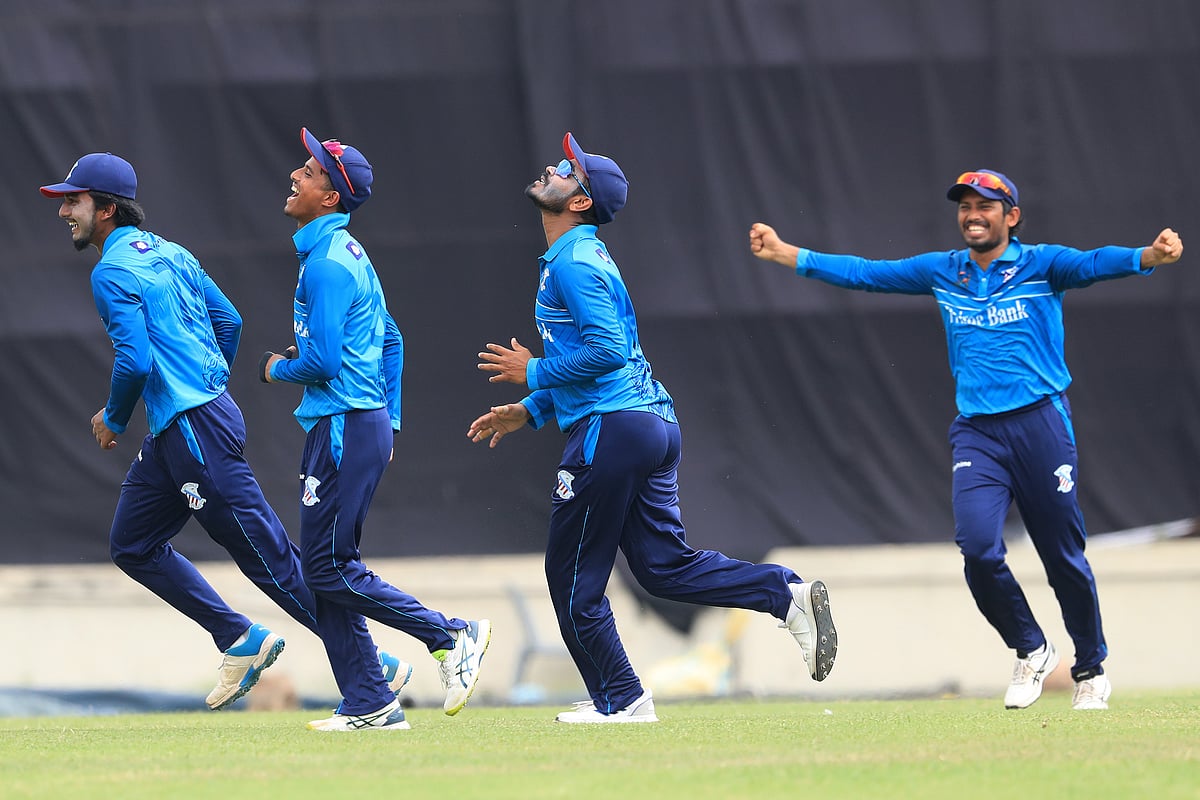 আবাহনীকে হারিয়ে দিয়েছে প্রাইম ব্যাংক
