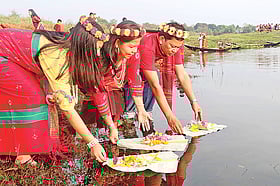 বৈসাবি উৎসবের নাম এসেছে যে ফুল থেকে