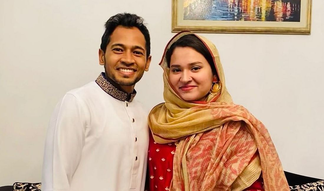 কন্যাসন্তানের বাবা–মা হয়েছেন মুশফিক ও তাঁর স্ত্রী জান্নাতুল কেফায়েত