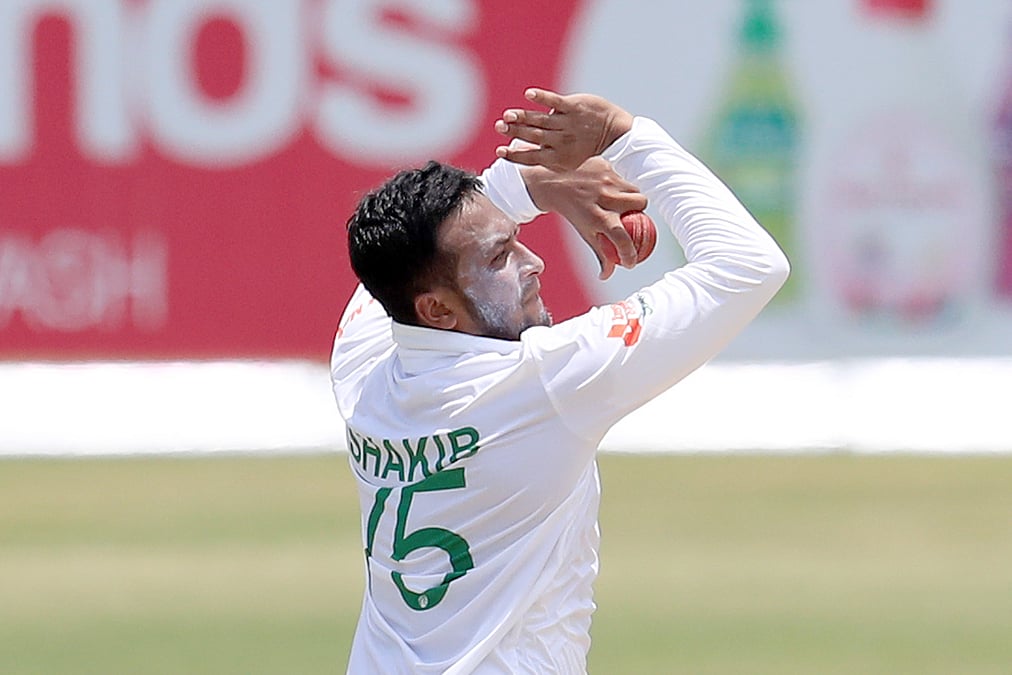 Yapon kelinlar bilan porno Qarz evaziga odamlarning porno suratlari