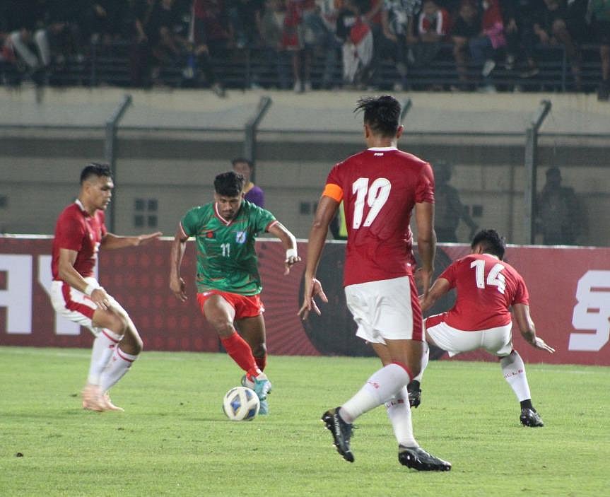 ইন্দোনেশিয়ার সঙ্গে দারুণ লড়াই করে ড্র করেছে বাংলাদেশ