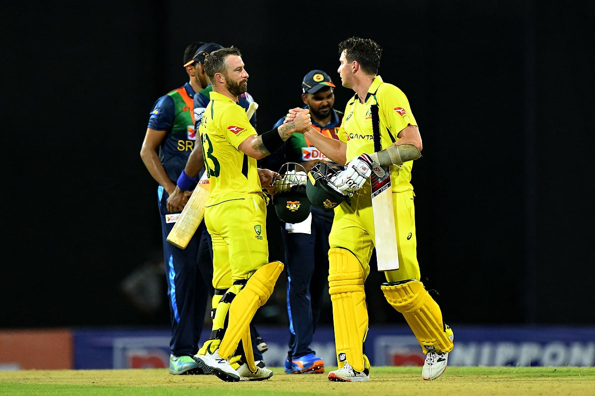 ওয়েড ও রিচার্ডসন মিলে জয় নিশ্চিত করেন অস্ট্রেলিয়ার