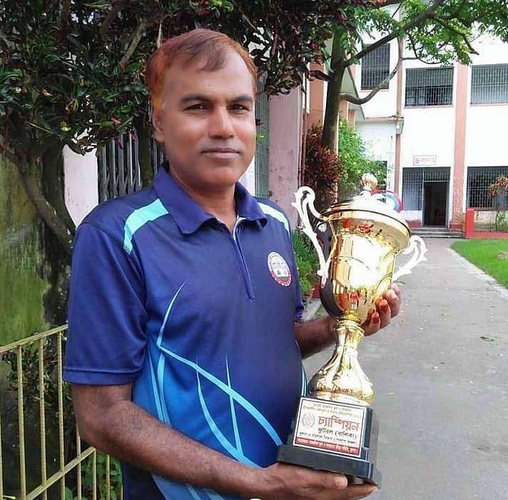 সাতক্ষীরার ফুটবল কোচ আকবর আলী