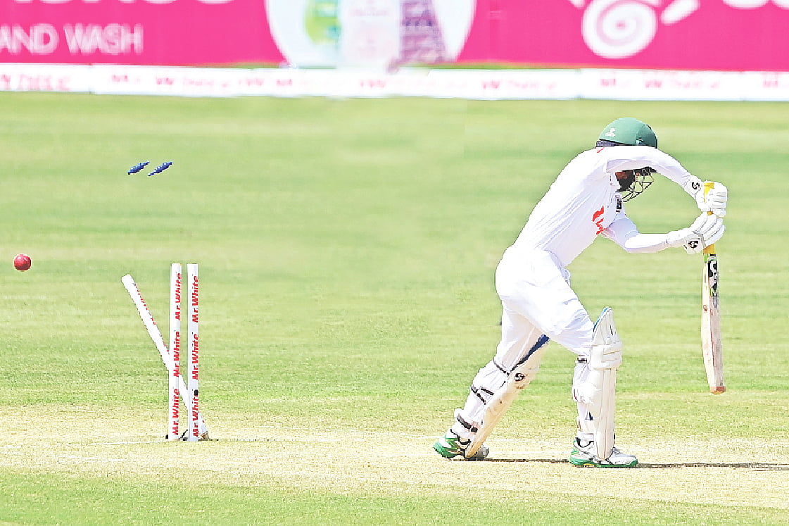 এ যেন এক নিয়মিত দৃশ্য