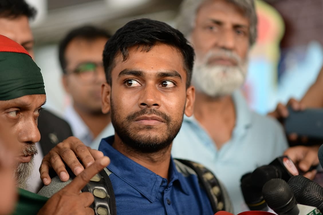 দেশ ছাড়ার আগে আশার কথাই শোনালেন মেহেদী হাসান মিরাজ