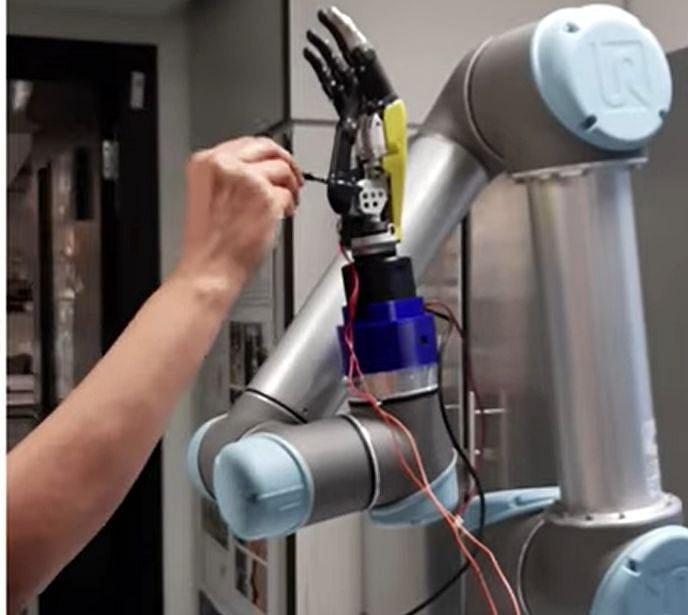 রোবটের কৃত্রিম ত্বক