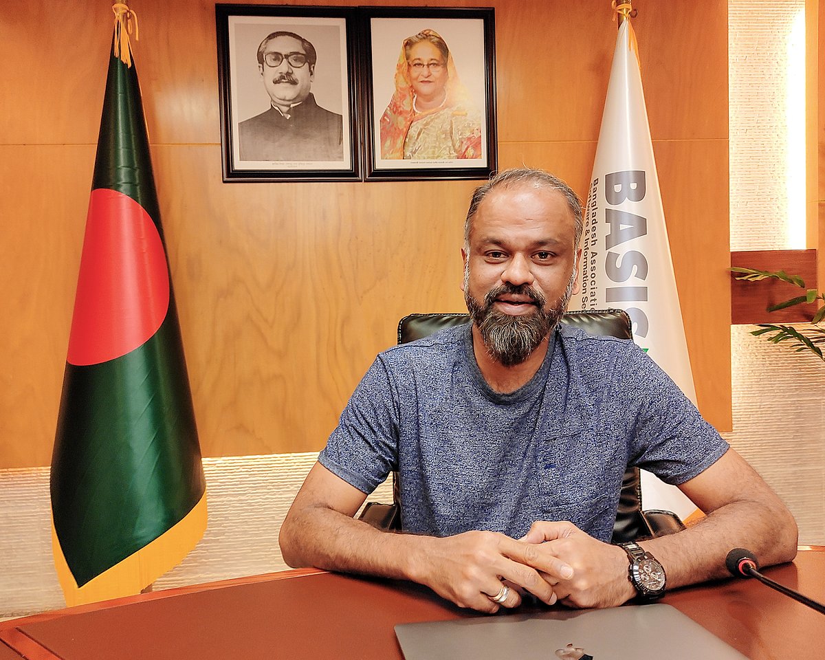 বেসিসের সভাপতি রাসেল টি আহমেদ