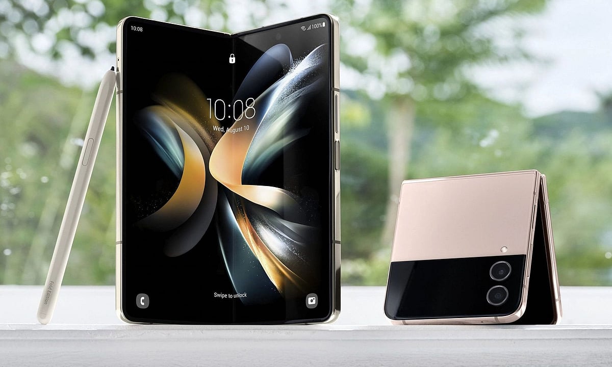 গ্যালাক্সি জেড ফোল্ড ৪