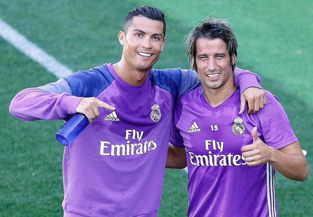 ক্যারিয়ারের মধ্যগগনে থাকতে রিয়াল মাদ্রিদে খেলেছেন পর্তুগালের সাবেক ডিফেন্ডার ফাবিও কোয়েন্ত্রাও