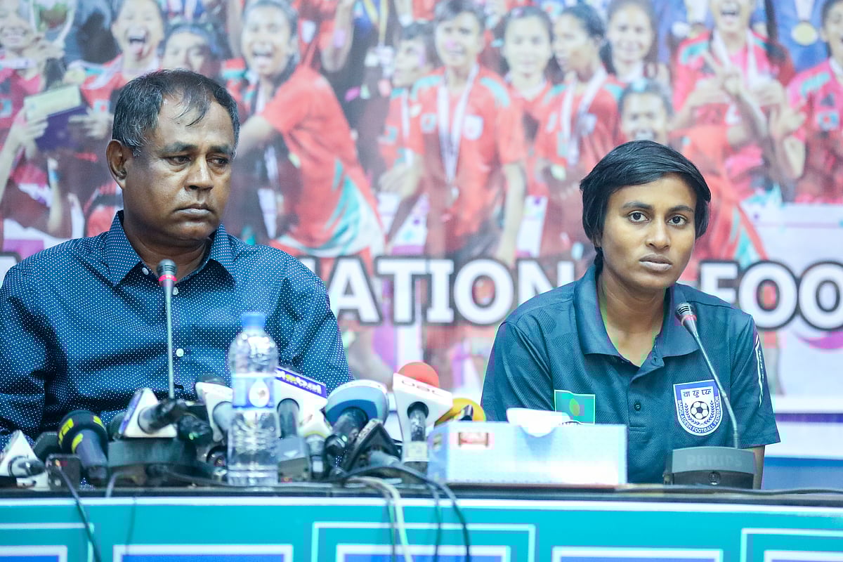 ছবিটা গোলাম রব্বানী যখন বাংলাদেশের কোচ ছিলেন সেই সময়ের