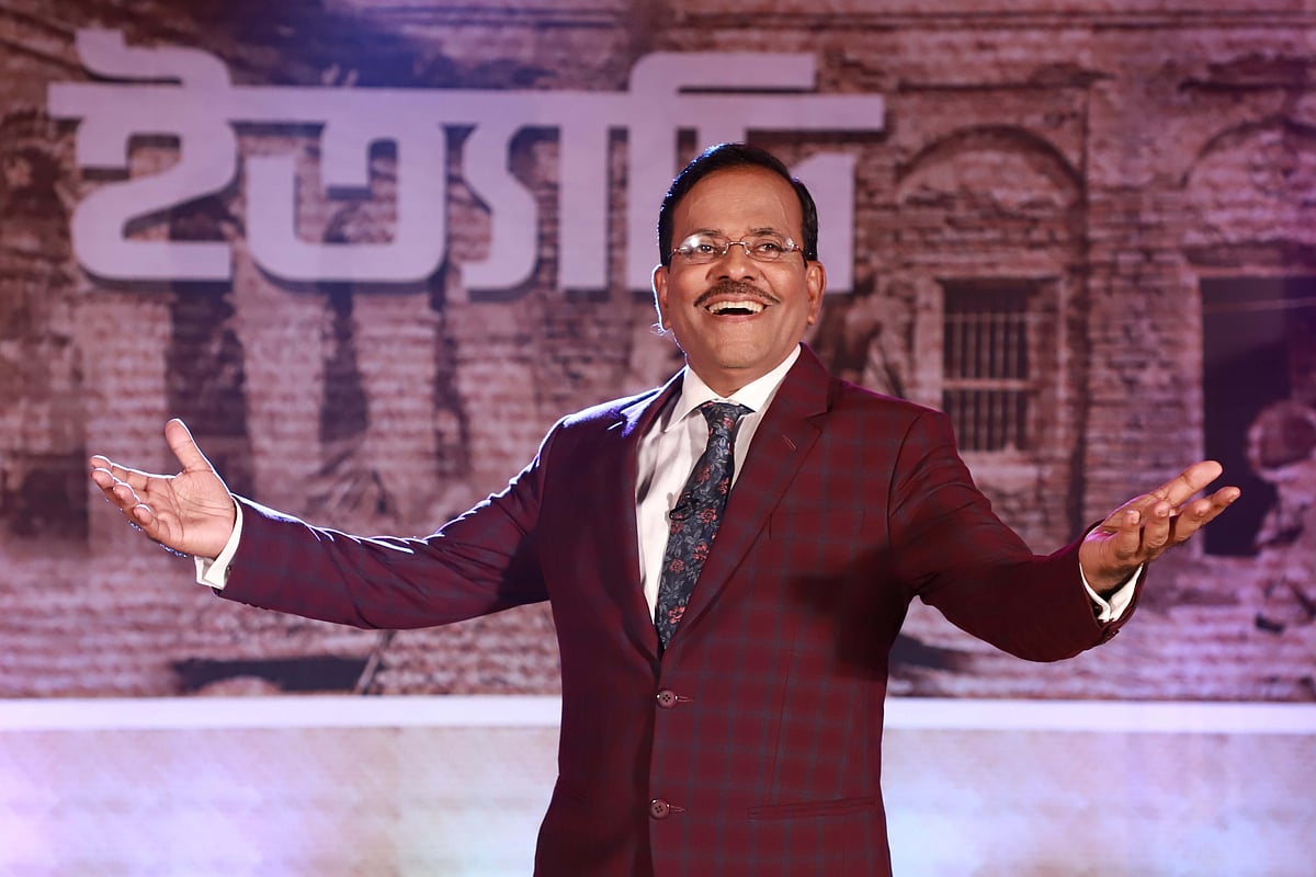 হানিফ সংকেত।