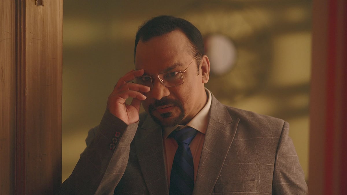 মিশা সওদাগর।