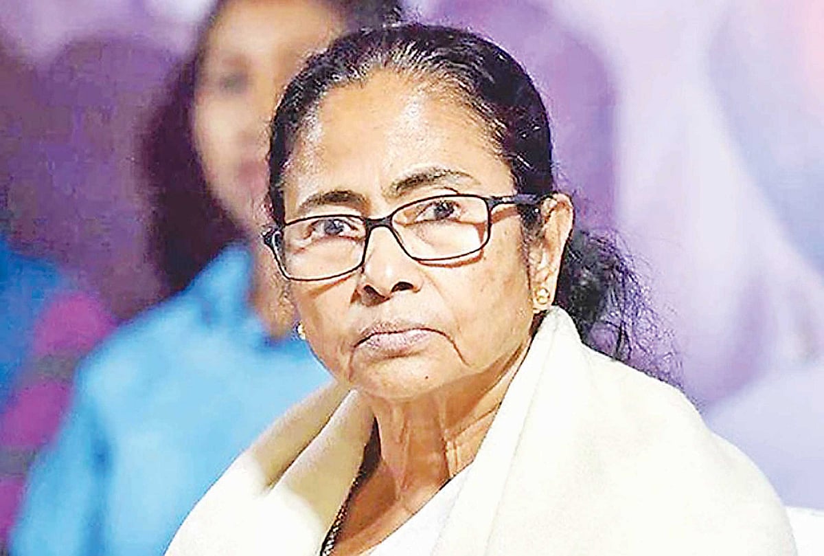 বাংলাদেশে কাকে দিয়ে খুন করিয়েছিলেন, 
সবটাই জানি: ভারতের স্বরাষ্ট্রমন্ত্রীর উদ্দেশে মমতা