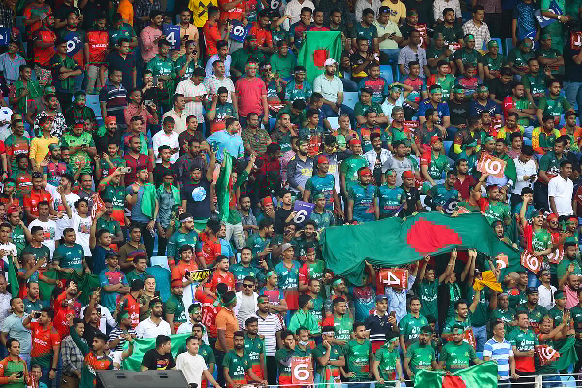 এশিয়া কাপে গ্যালারিতে এমন অকুণ্ঠ সমর্থনই পেয়েছে বাংলাদেশ দল