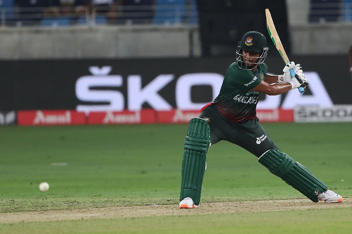 ইনিংস বড় করার চেষ্টা করেছেন সাকিব। তা না হলেও ভালো ব্যাট করেছেন