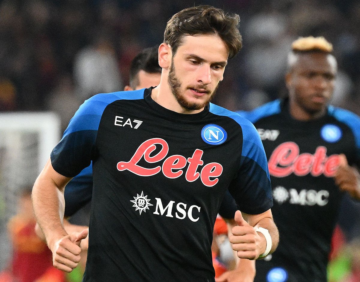 নতুন ম্যারাডোনা খিচা কাভারাস্কেইয়া