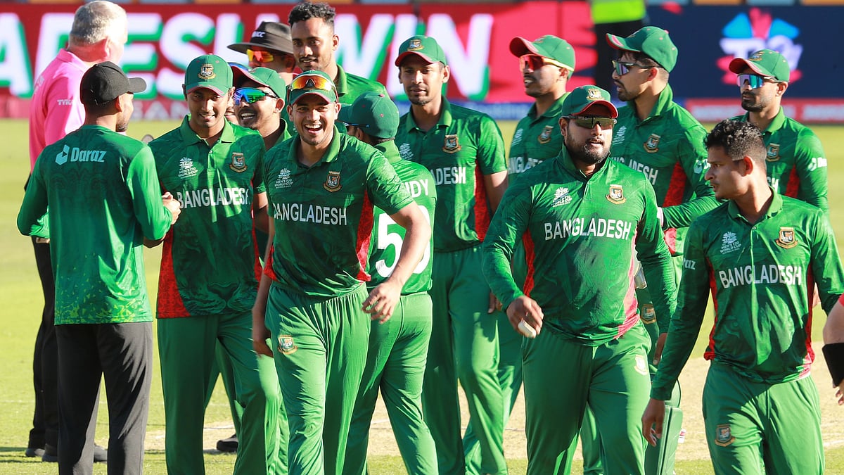 বিশ্বকাপে প্রথম দেখায় জিম্বাবুয়েকে ৩ রানে হারিয়েছে বাংলাদেশ
