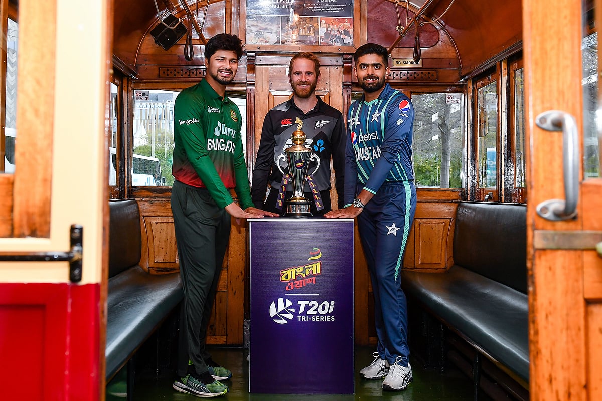 ত্রিদেশীয় সিরিজ শুরুর আগে নিউজিল্যান্ড ও পাকিস্তান অধিনায়কের সঙ্গে নুরুল