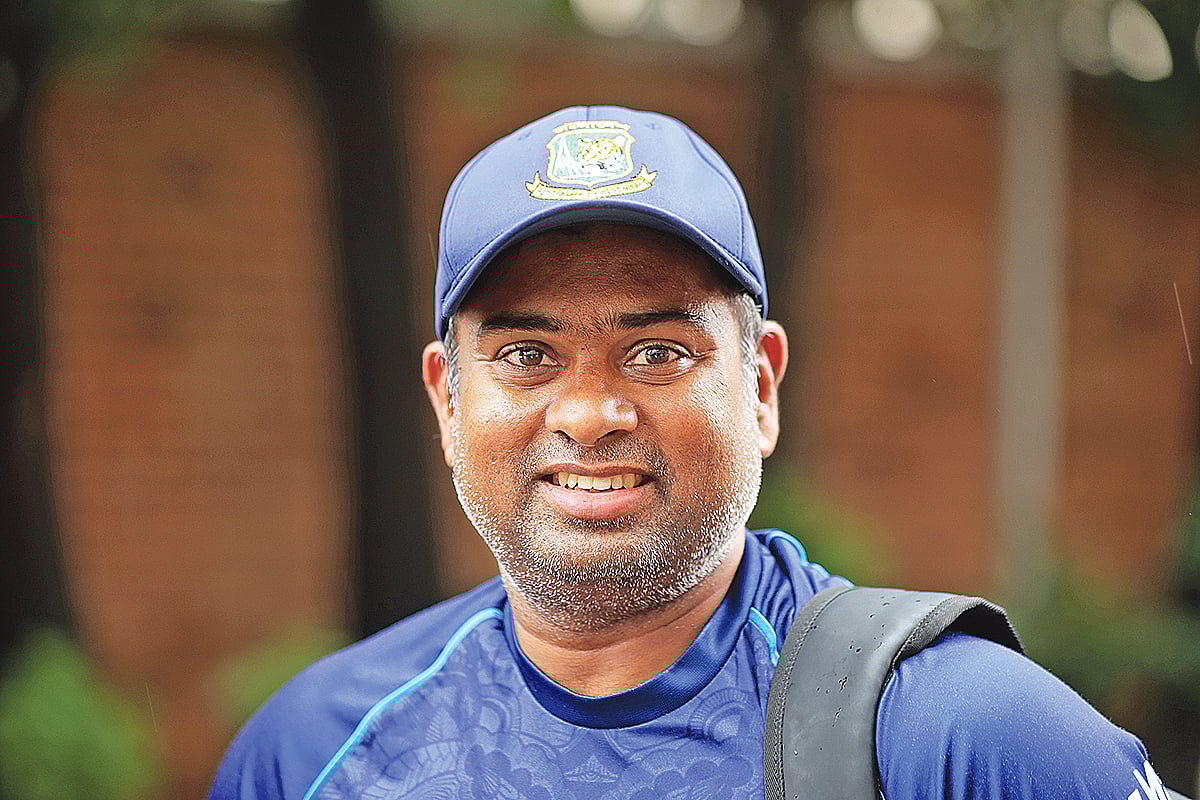 বাংলাদেশ দলের টেকনিক্যাল কনসালট্যান্ট শ্রীধরন শ্রীরাম