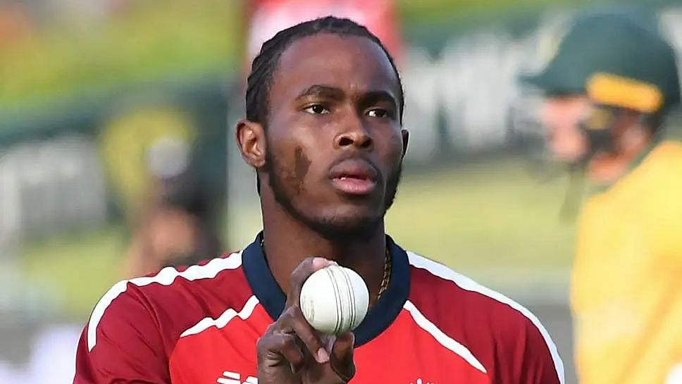 দলের বাইরে থেকেও বোর্ডের কেন্দ্রীয় চুক্তিতে আছেন আর্চার