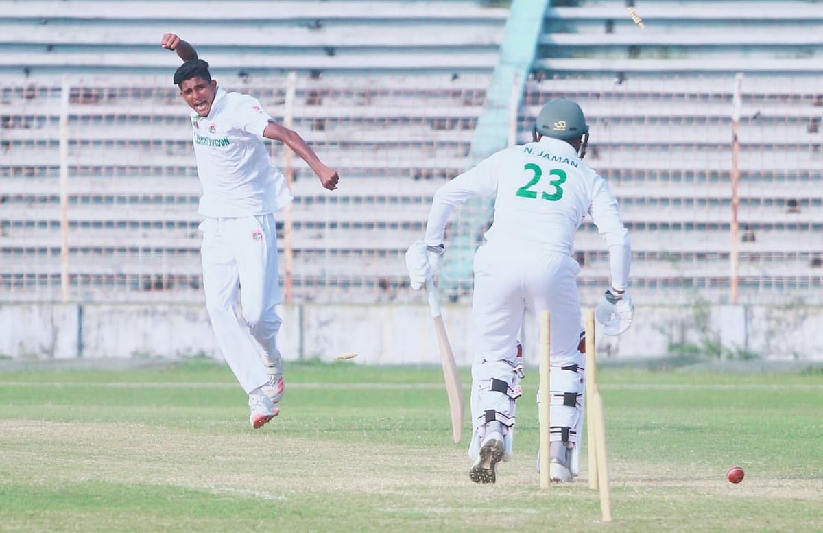 এবারের জাতীয় লিগের দ্বিতীয় সর্বোচ্চ উইকেট শিকারি বোলার নাহিদ রানা